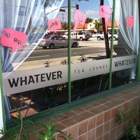 Foto scattata a Whatever Tea Lounge da William P. il 10/24/2012