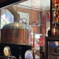 Foto scattata a Bricktown Brewery da Mark L. il 10/19/2023