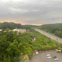 Photo taken at Pittsburgh Airport Marriott by Mark L. on 6/14/2023