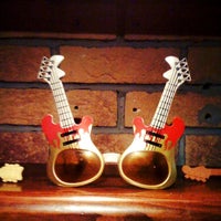 Снимок сделан в Guitar Bar пользователем Мартышка A. 11/20/2012