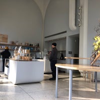 Photo taken at Blue Bottle Coffee by D L. on 1/17/2020