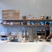 Photo taken at Blue Bottle Coffee by D L. on 12/7/2019
