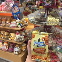 Famous Amos Snack Place In Kuantan
