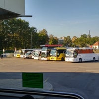 รูปภาพถ่ายที่ Vilniaus autobusų stotis โดย St. M. เมื่อ 9/5/2019