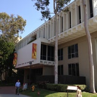 Photo taken at USC Annenberg School for Communication and Journalism (ASC) by Hans M. on 3/22/2013