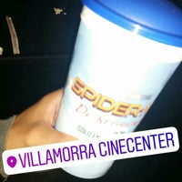 รูปภาพถ่ายที่ Villamorra Cinecenter โดย Carlitos M. เมื่อ 8/23/2017