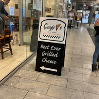 4/7/2022 tarihinde Kittie F.ziyaretçi tarafından Gayle&amp;#39;s Best Ever Grilled Cheese'de çekilen fotoğraf