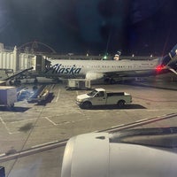 Photo taken at Alaska Airlines Check-in by R C. on 12/10/2021