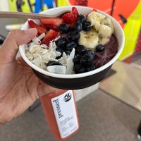 Photo taken at Pressed Juicery by R C. on 7/9/2023