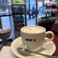 Photo taken at Doutor Coffee Shop by R C. on 3/13/2023
