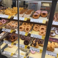 Photo taken at Mister Donut by R C. on 3/11/2023