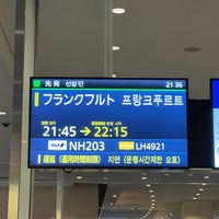 Photo taken at Gate 109 by Shinji S. on 1/17/2023