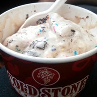 Photo taken at Cold Stone Creamery by Michelle M. on 7/22/2013