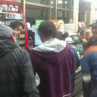Photo taken at 7- Eleven by Chelino F. on 1/25/2013
