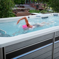 Das Foto wurde bei Capital Hot Tubs &amp;amp; Saunas von Capital Hot Tubs &amp;amp; Saunas am 6/16/2016 aufgenommen