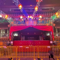 Photo taken at Kwan Im Thong Hood Cho Temple by Shawn N. on 1/27/2023