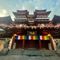 Photo taken at Buddha Tooth Relic Temple &amp;amp; Museum by Shawn N. on 1/22/2024