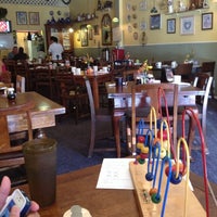 10/22/2012 tarihinde Cj G.ziyaretçi tarafından Brunchery Restaurant'de çekilen fotoğraf