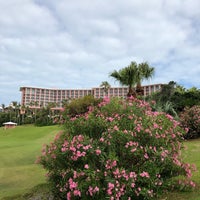 Photo taken at The Fairmont Southampton by Rich C. on 5/26/2019