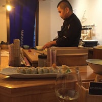 Foto diambil di Genji Sushi Bar oleh Marta B. pada 8/1/2017