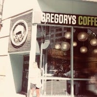 Photo taken at Gregory&amp;#39;s Coffee by Gabriel أ. on 4/6/2018