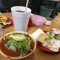 Photo taken at El Rey del Pastor » Taquería y pozolería by Oscar ivan p. on 3/19/2017