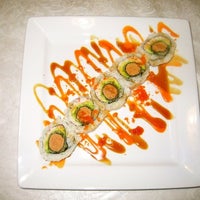 Photo taken at Hanabi Sushi Bar by Luis A. on 10/8/2012