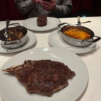 Photo taken at Fleming&amp;#39;s Prime Steakhouse &amp;amp; Wine Bar by Mike P. on 1/27/2022