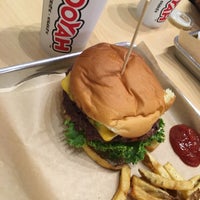 7/24/2016にSaleh ..がMOOYAH Burgers, Fries &amp; Shakesで撮った写真