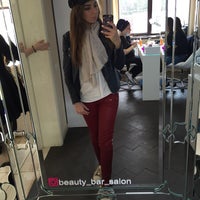 Photo taken at Beauty Bar by Patiko I. on 10/24/2015