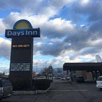 รูปภาพถ่ายที่ Days Inn Ogden โดย Shawn S. เมื่อ 3/28/2018