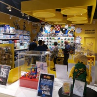 Photo taken at LEGO Store - Arena, Zagreb by Gábor N. on 5/11/2019