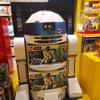 Photo taken at LEGO Store - Arena, Zagreb by Gábor N. on 10/15/2019