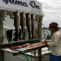 รูปภาพถ่ายที่ Destin Charter Fishing Service โดย Tina H. เมื่อ 4/8/2013