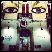 รูปภาพถ่ายที่ La Habana Bar โดย La Habana B. เมื่อ 10/22/2012