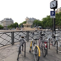 Photo taken at Place Félix Eboué by Richard Y. on 5/7/2019