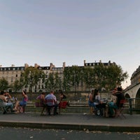 Chez Daniel Parc Rives De Seine Beer Garden In Paris