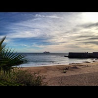 Foto diambil di Praia da Torre oleh Jorge B. pada 10/13/2012