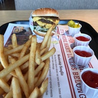 Photo taken at The Habit Burger Grill by NiceMe L. on 2/19/2017