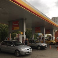 Photo taken at Shell by Dmitriy S. on 9/30/2017