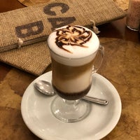 Foto tirada no(a) Caffè Lorenzon por Cristian M. em 6/16/2018
