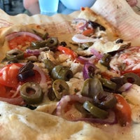 Photo taken at Mod Pizza by Rolf on 10/10/2018