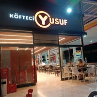 Photo taken at Köfteci Yusuf by Nadir K. on 7/1/2022