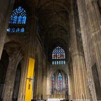 Photo taken at Basilique Saint-Michel by Miguel M. on 8/26/2022