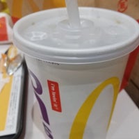Photo taken at McDonald&amp;#39;s by Dream903 on 12/9/2022