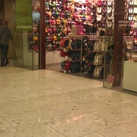 closest crocs outlet