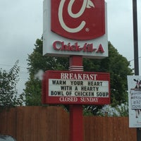 Photo taken at Chick-fil-A by Axay &amp;quot;Ax&amp;quot; P. on 9/29/2012