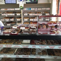 Photo taken at Apple Fritter Donut Shop by Bob M. on 1/14/2020