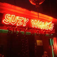 รูปภาพถ่ายที่ Suzy Wong’s โดย Alya S. เมื่อ 10/1/2012