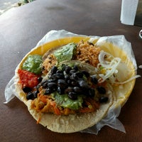 9/15/2016 tarihinde Ricardo H.ziyaretçi tarafından Tacos Gus'de çekilen fotoğraf